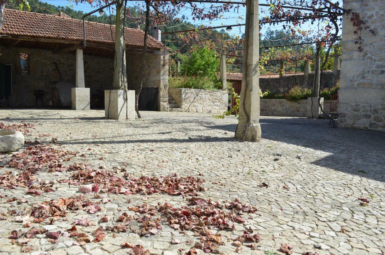 Casa Dos Namorados فالي دي كامبرا المظهر الخارجي الصورة