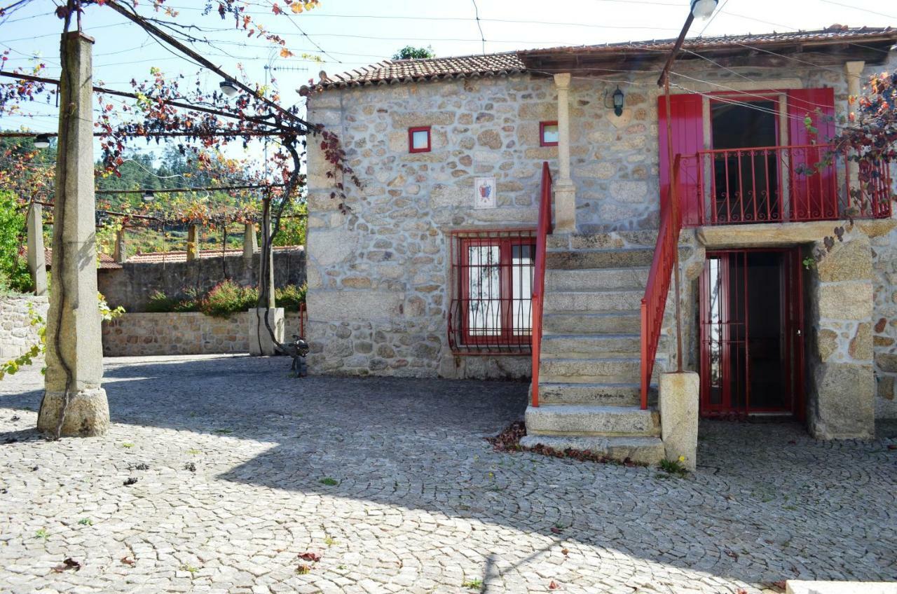 Casa Dos Namorados فالي دي كامبرا المظهر الخارجي الصورة