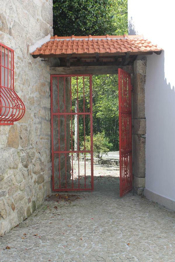 Casa Dos Namorados فالي دي كامبرا المظهر الخارجي الصورة